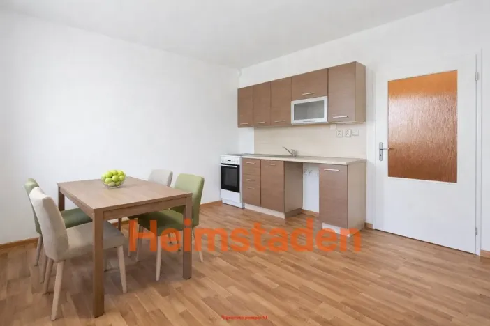 Pronájem bytu 1+kk, Karviná - Hranice, Slovenská, 36 m2