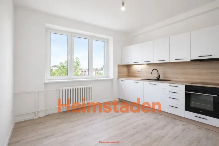 Pronájem bytu 3+1, Karviná - Nové Město, tř. Osvobození, 72 m2