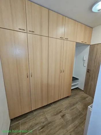 Pronájem bytu 2+kk, Brno, Charbulova, 33 m2