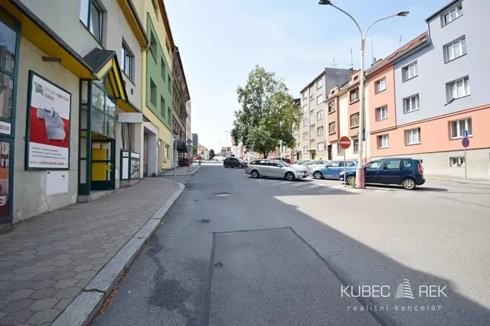 Pronájem obchodního prostoru, Tábor, Vančurova, 490 m2