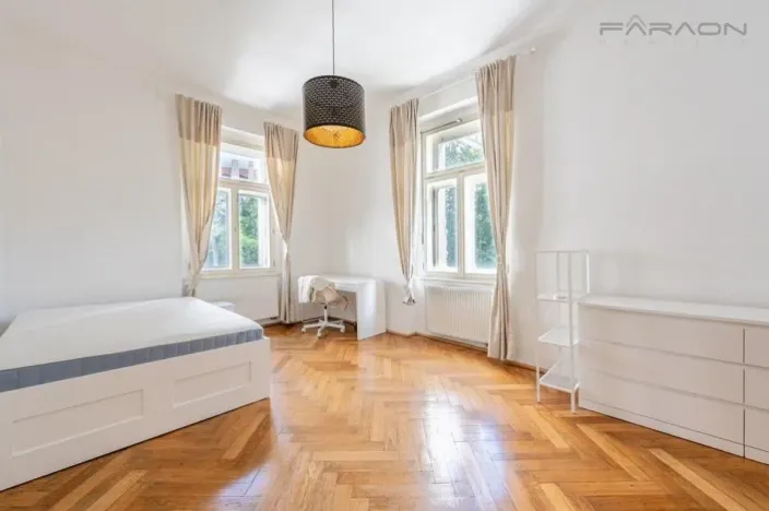 Pronájem bytu 2+1, Praha - Nové Město, Na hrádku, 60 m2