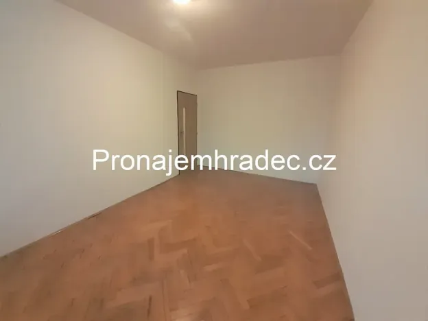 Pronájem bytu 2+1, Hradec Králové, třída SNP, 54 m2