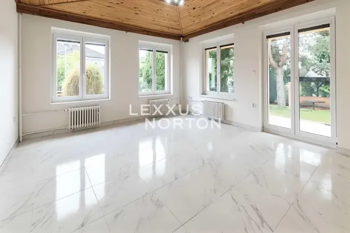 Pronájem rodinného domu, Praha, Ke smrčině, 270 m2