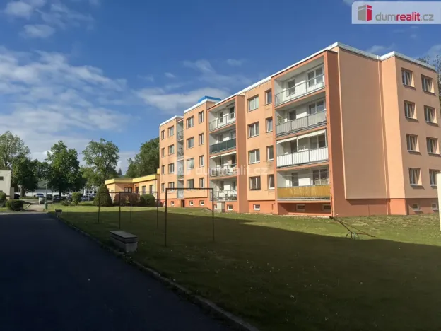 Pronájem bytu 1+kk, Kamenice, Sídliště II, 33 m2