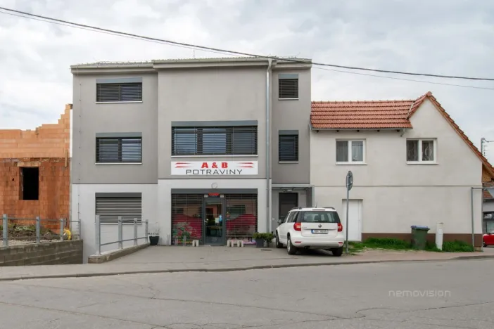 Prodej rodinného domu, Újezd u Brna, Nádražní, 234 m2