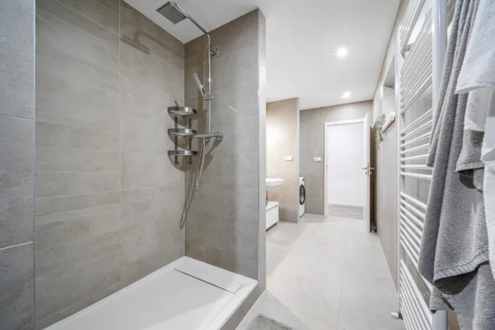 Prodej rodinného domu, Újezd u Brna, Nádražní, 234 m2