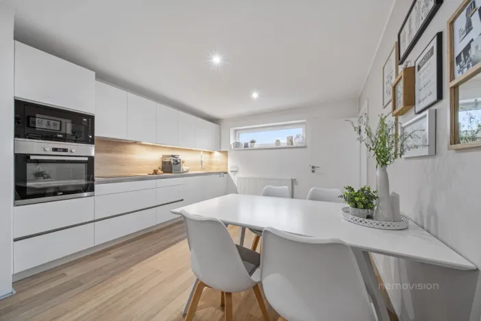 Prodej rodinného domu, Újezd u Brna, Nádražní, 234 m2