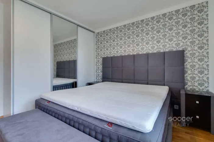 Pronájem bytu 3+kk, Praha - Záběhlice, Harlacherova, 165 m2