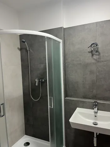 Pronájem bytu 1+kk, Pardubice - Zelené Předměstí, Pod Vinicí, 38 m2