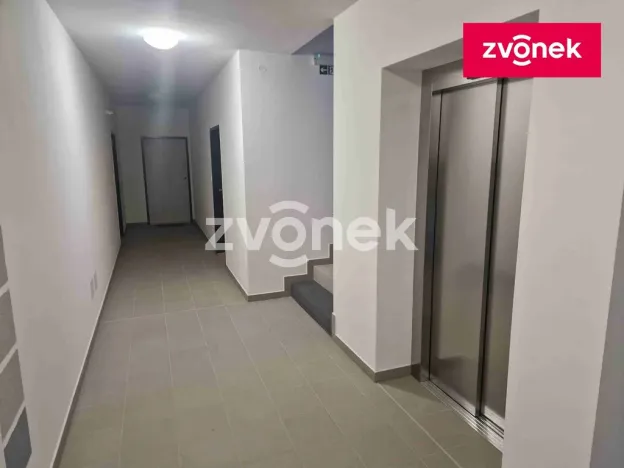 Pronájem bytu 1+kk, Uherské Hradiště, Zahrádky, 30 m2