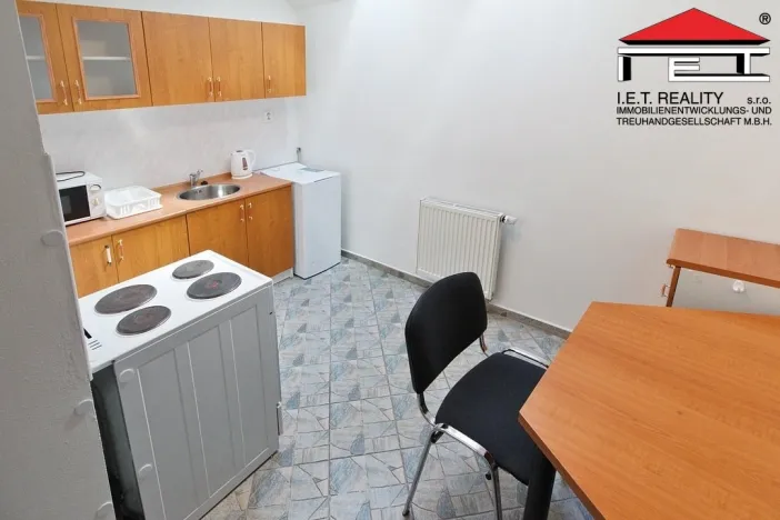 Pronájem bytu 2+1, Praha - Kbely, Svijanská, 40 m2