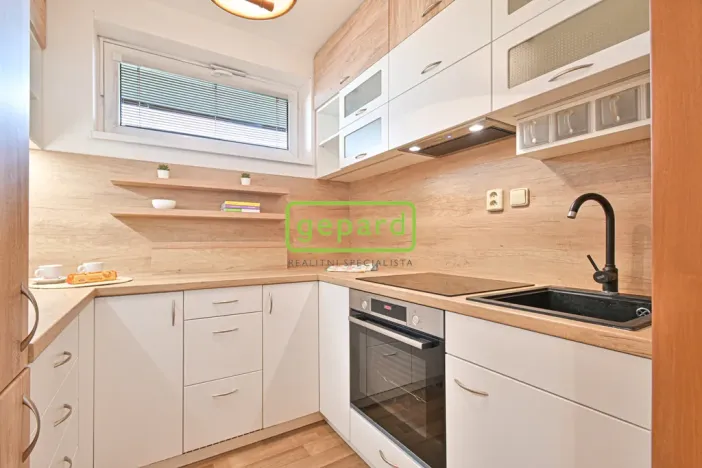 Prodej bytu 2+1, Brno - Žebětín, Keřová, 51 m2