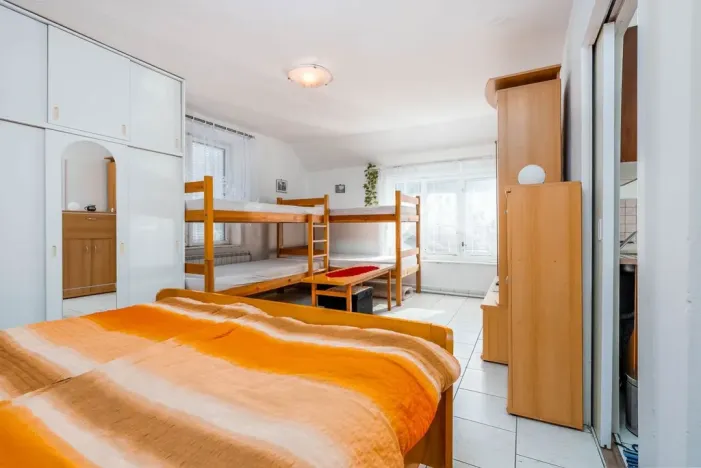 Prodej obchodního prostoru, Úsobí, 365 m2
