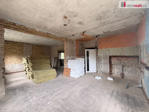 Prodej rodinného domu, Kraslice, V zátiší, 300 m2