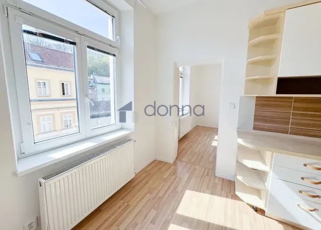 Pronájem bytu 3+1, Praha, Na Neklance, 79 m2