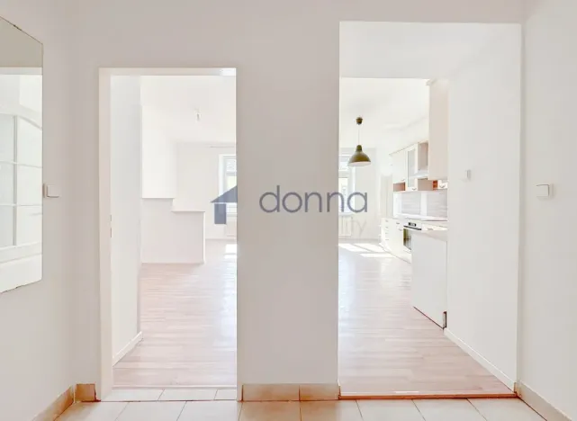 Pronájem bytu 3+1, Praha, Na Neklance, 79 m2