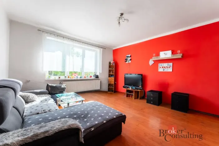 Prodej bytu 2+1, Ostrava - Mariánské Hory, Korunní, 77 m2