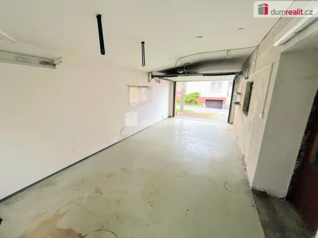 Pronájem garáže, Uherské Hradiště - Mařatice, Jižní, 30 m2