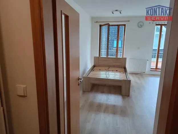 Pronájem bytu 1+kk, Hluboká nad Vltavou, 39 m2