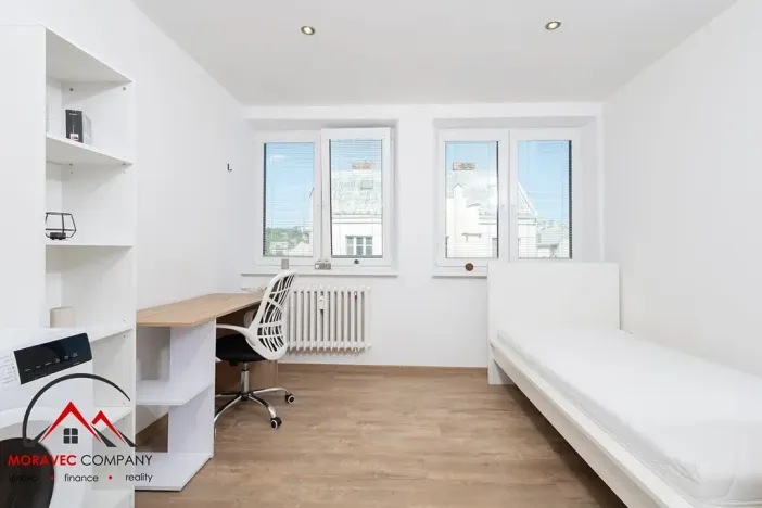 Pronájem bytu 1+kk, Ostrava, Sokolská třída, 21 m2