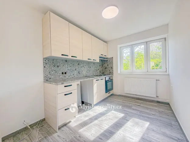 Pronájem bytu 2+1, Hrušovany nad Jevišovkou, Hrabětická, 50 m2