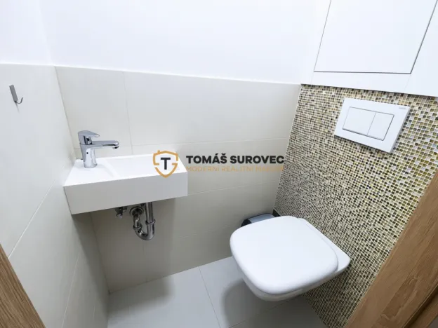 Pronájem bytu 2+1, Zlín, Dlouhá, 59 m2