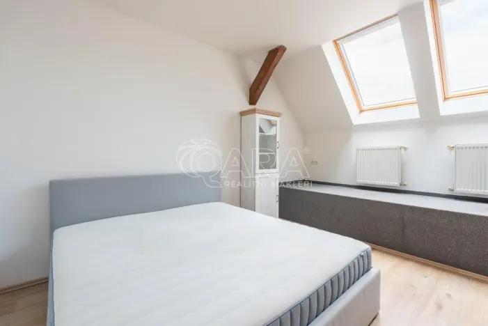 Pronájem bytu 2+kk, Praha - Karlín, Sokolovská, 62 m2