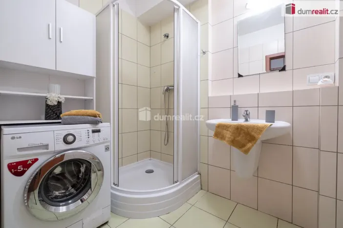Pronájem bytu 2+kk, Rakovník - Rakovník II, Dukel. hrdinů, 45 m2
