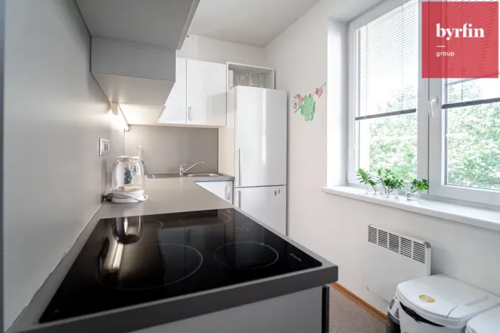 Pronájem bytu 2+kk, Opava, Jaselská, 49 m2