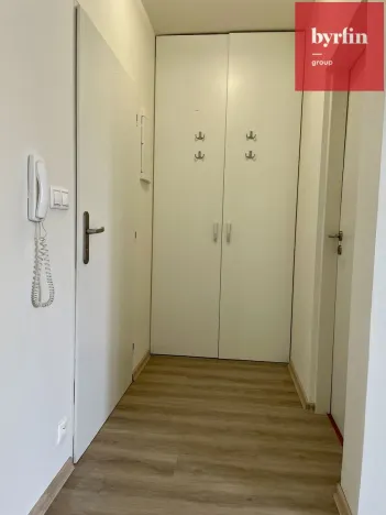 Pronájem bytu 2+kk, Opava, Jaselská, 49 m2