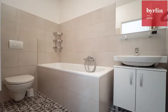 Pronájem bytu 2+kk, Opava, Jaselská, 49 m2