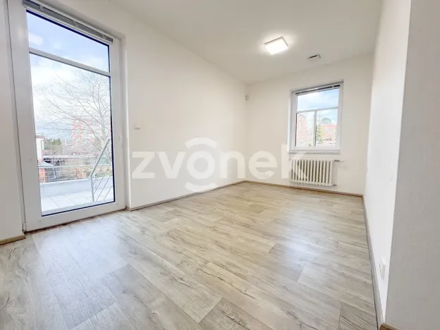 Pronájem bytu 4+kk, Zlín, Nad Ovčírnou III, 87 m2