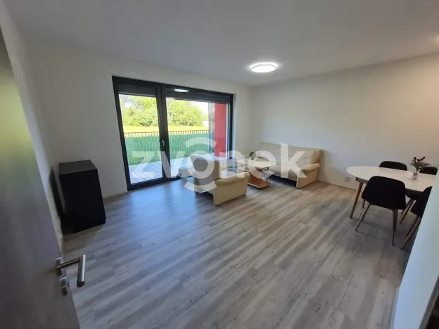 Pronájem bytu 2+kk, Zlín - Příluky, Broučkova, 57 m2