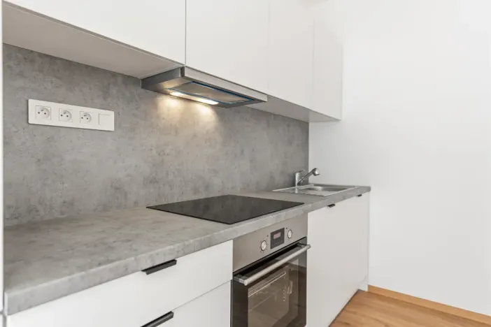 Prodej bytu 3+kk, Praha - Vysočany, Novovysočanská, 73 m2
