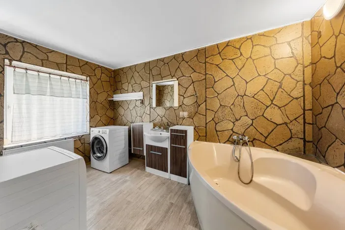Prodej rodinného domu, Velký Šenov, 380 m2