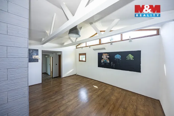 Prodej rodinného domu, Lošany, 170 m2