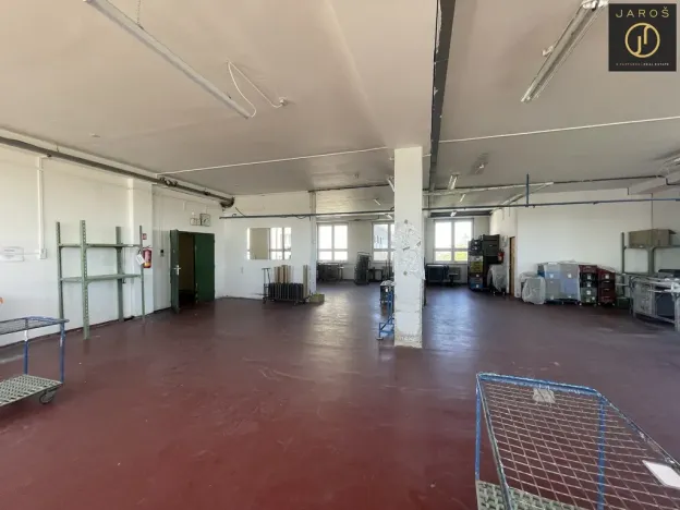 Pronájem výrobních prostor, Kladno, Dělnická, 291 m2
