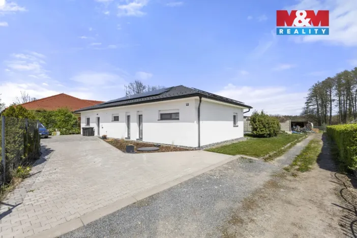 Prodej rodinného domu, Chrudim - Chrudim III, Obce Ležáků, 220 m2