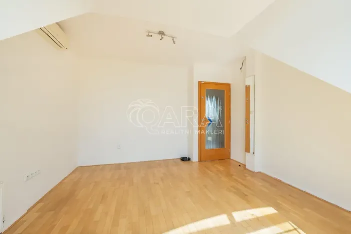 Prodej vícegeneračního domu, Hustopeče, Školní, 229 m2