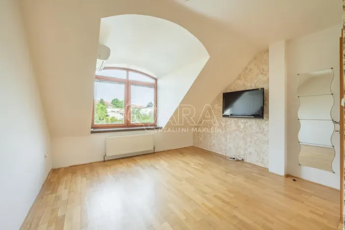 Prodej vícegeneračního domu, Hustopeče, Školní, 229 m2
