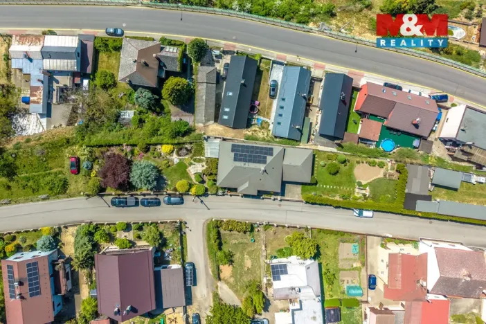 Prodej rodinného domu, Hrdlořezy, 229 m2