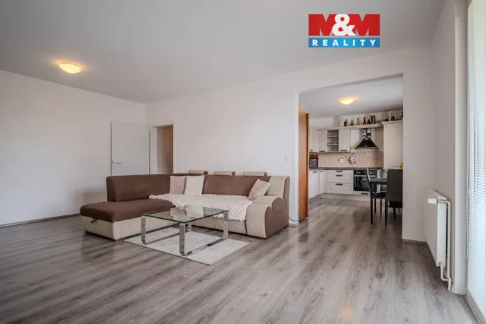 Prodej bytu 3+1, Nehvizdy, Kubišova, 70 m2