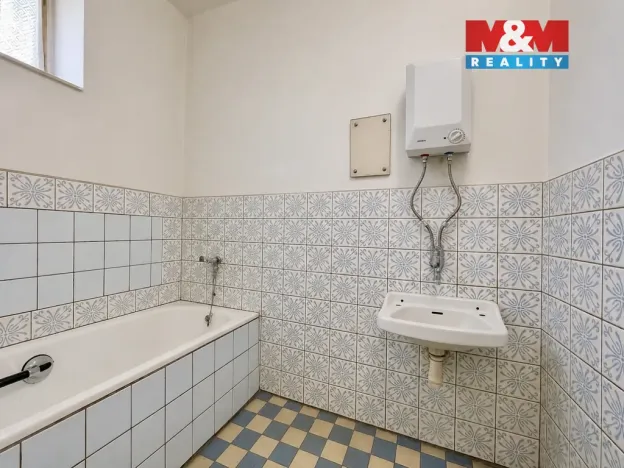 Prodej rodinného domu, Třebařov, 208 m2