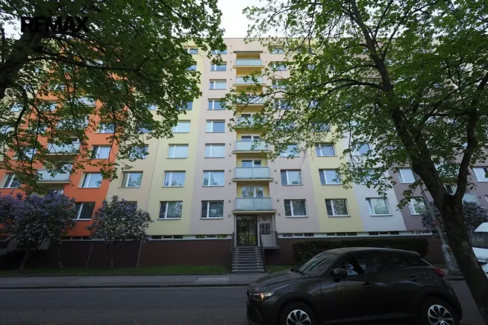 Pronájem bytu 1+1, Hradec Králové - Moravské Předměstí, Štefánikova, 36 m2