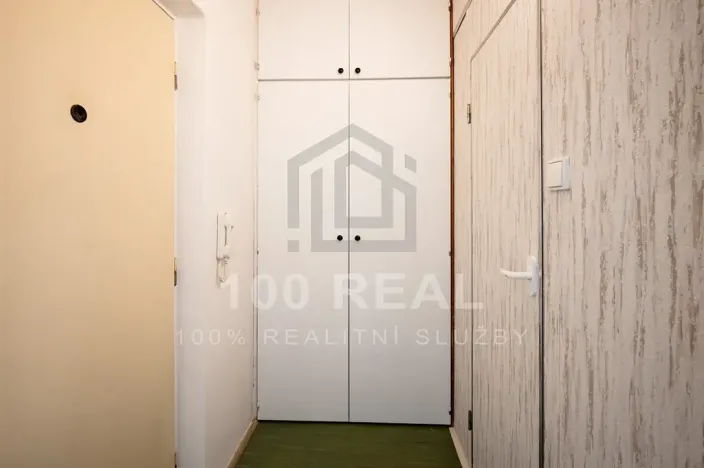 Pronájem bytu 1+kk, Hradec Králové, Gebauerova, 36 m2