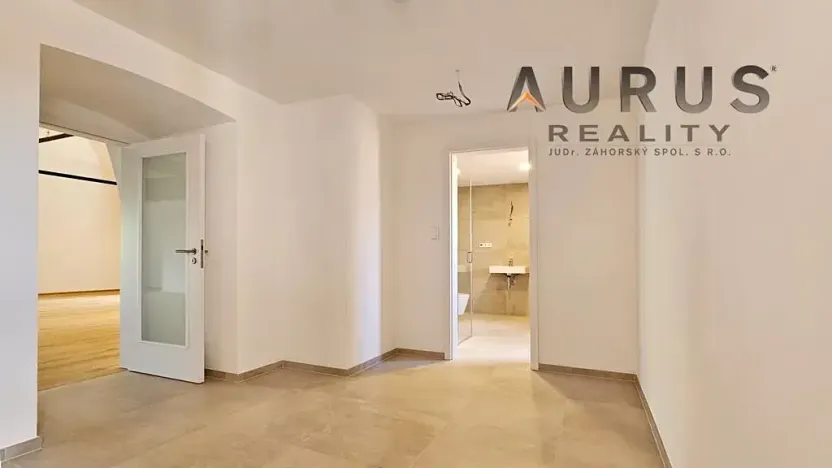 Pronájem bytu 2+kk, Praha - Nusle, Bělehradská, 107 m2