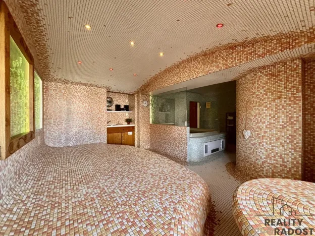 Pronájem ubytování, Hranice, Jiráskova, 1440 m2