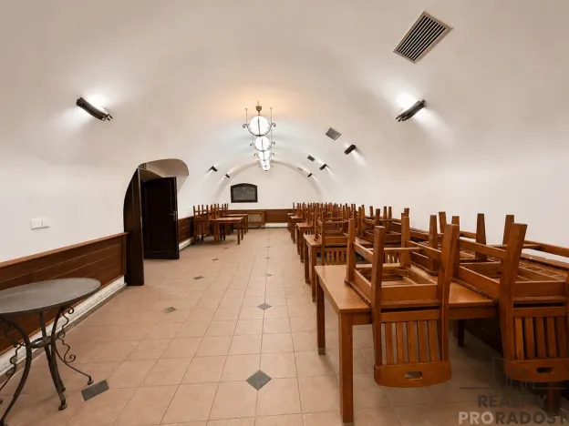 Pronájem ubytování, Hranice, Jiráskova, 1440 m2