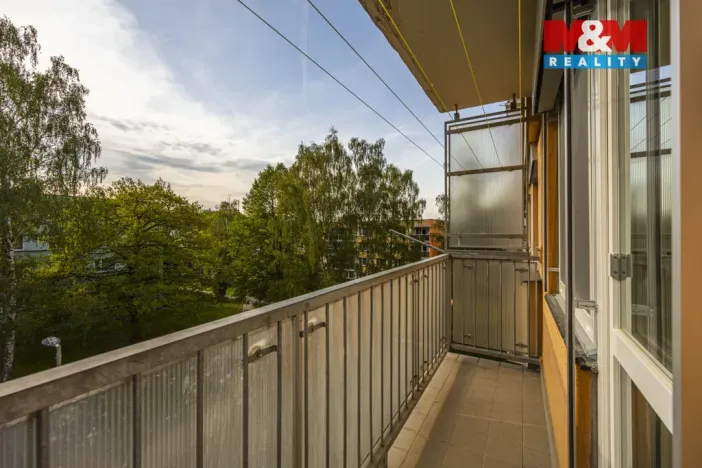 Pronájem bytu 2+1, Chvaletice, U Kulturního domu, 60 m2