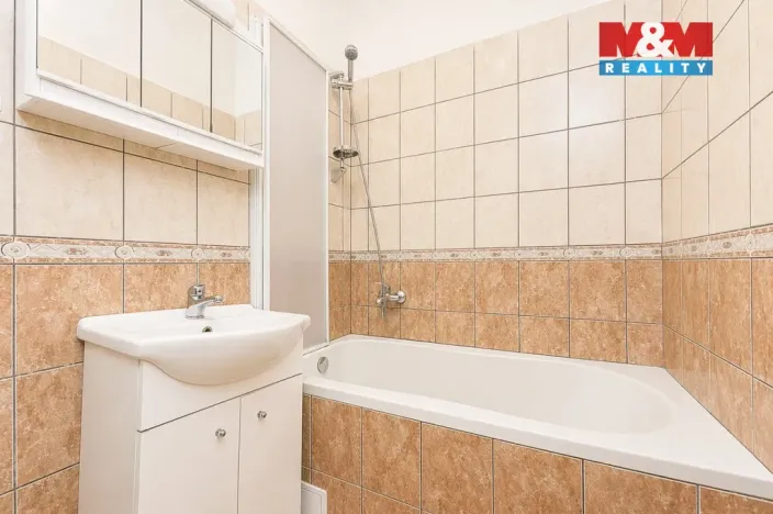 Prodej bytu 2+1, Šternberk, Dolní Žleb, 58 m2